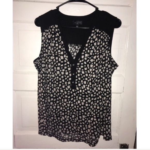 The Limited Semi-sheer V-Neck Tank - Picture 2 of 6